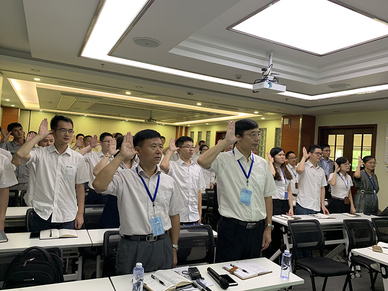 精益管理正式啟動，宣誓中